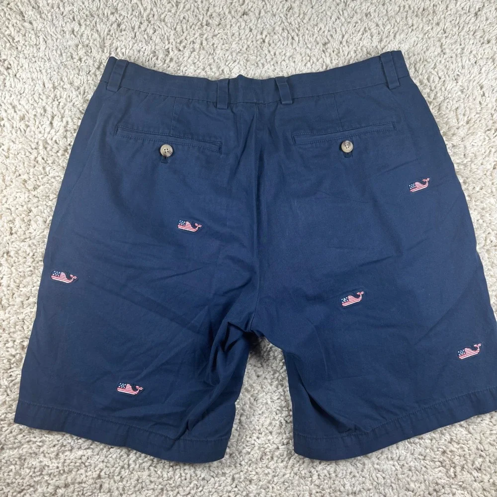 Vineyard Vines Mens Shorts 32 Blue Flag Whale Embroidered Chino Preppy USA Yacht